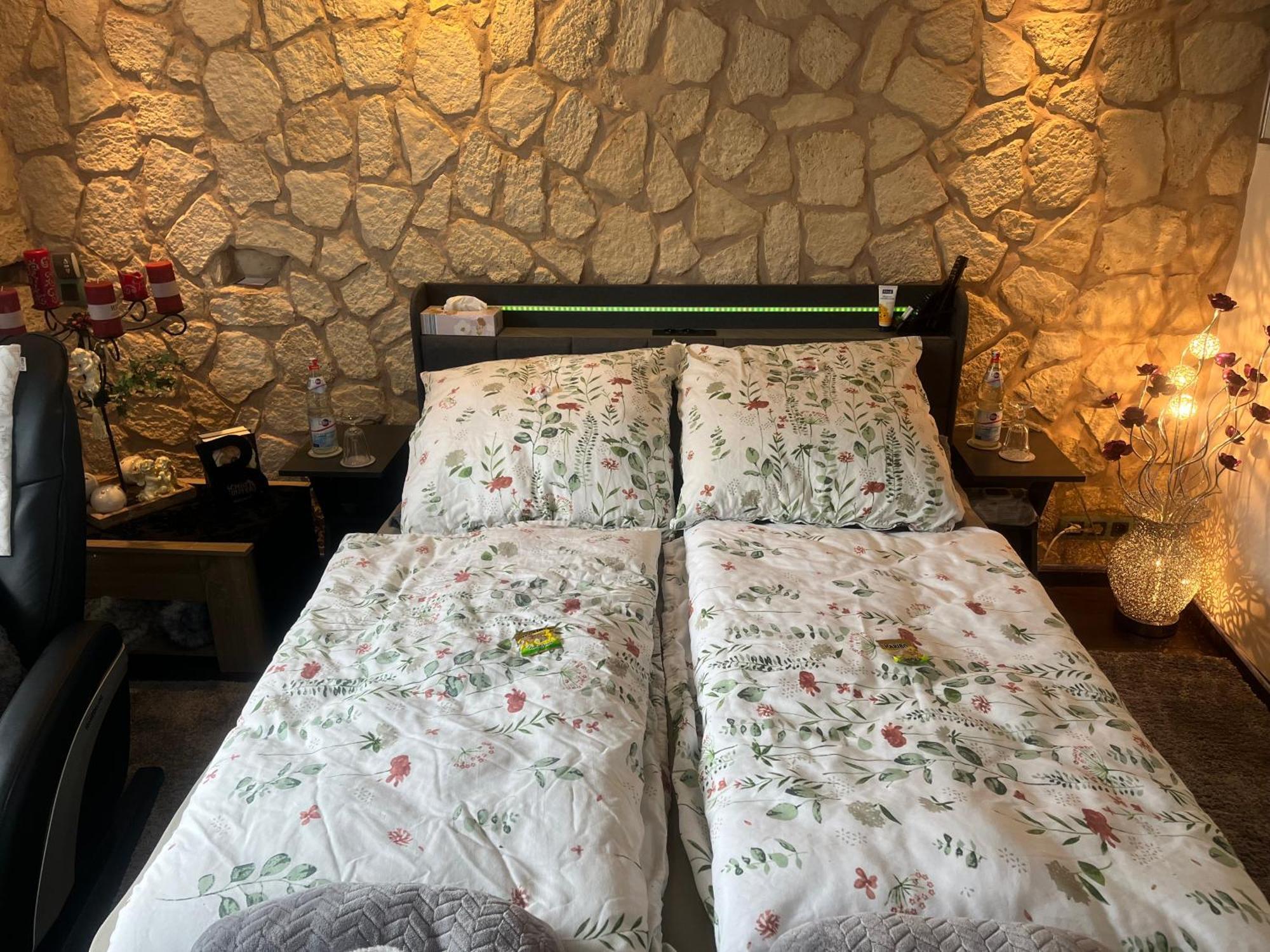 Gaestezimmer In Ratingen Bei Duesseldorf Mit Einem Hauch Luxus エクステリア 写真